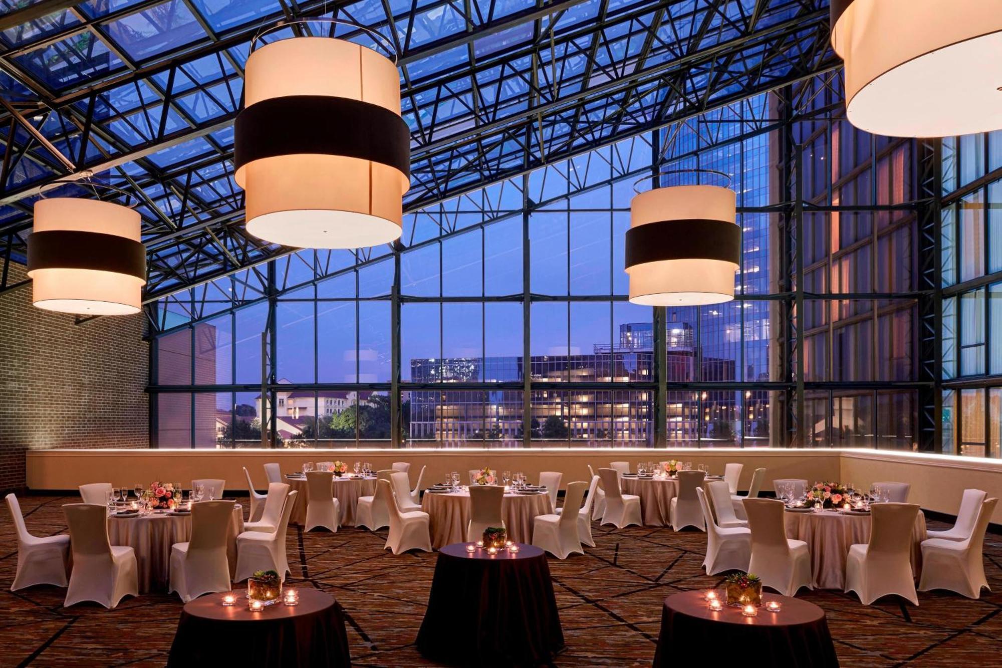 Houston Marriott West Loop By The Galleria Exterior photo